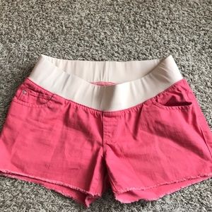 Old navy maternity shorts size 10